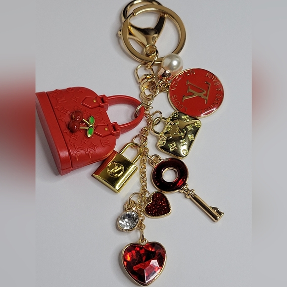 Louis Vuitton Multi Charm Red and Gold Key Holder Bag Charm - Picture 3 of 6